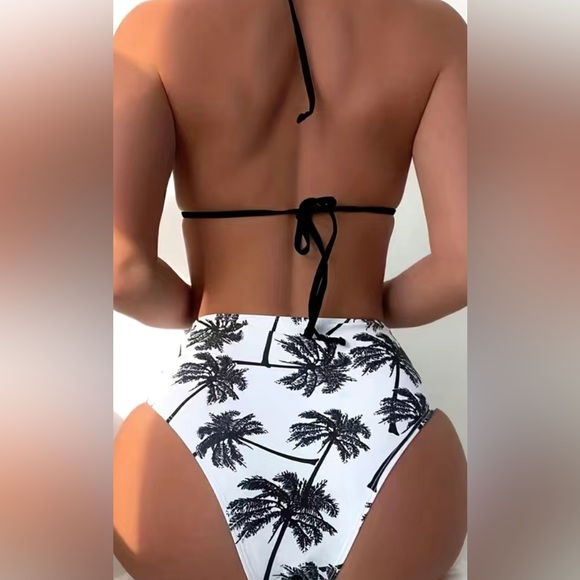 🆕 Ladies Coconut Tree 🌴 Print Black and White Swim Suit. Large - Picture 2 of 3